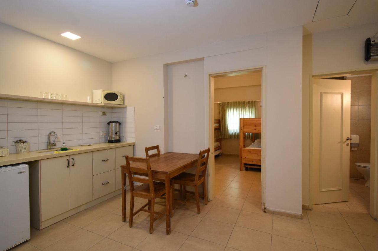 Kibbutz Tiratzvi - Country Lodging Tirat Zevi Экстерьер фото