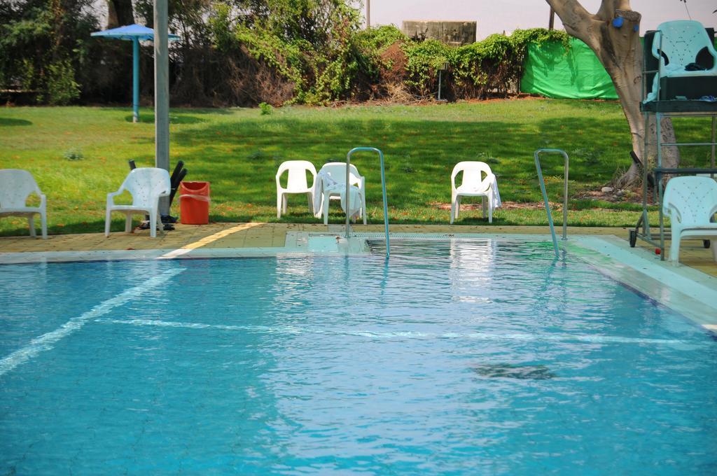 Kibbutz Tiratzvi - Country Lodging Tirat Zevi Экстерьер фото